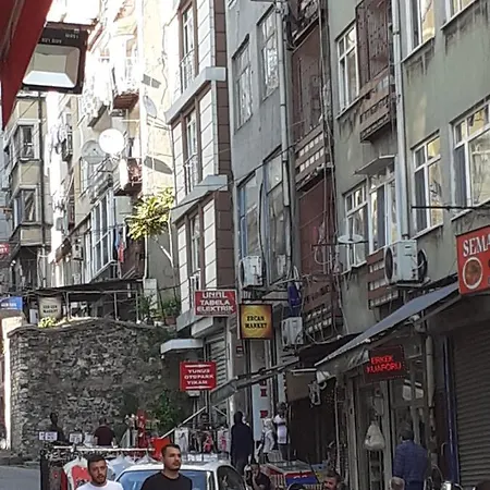 Cesme Apart *